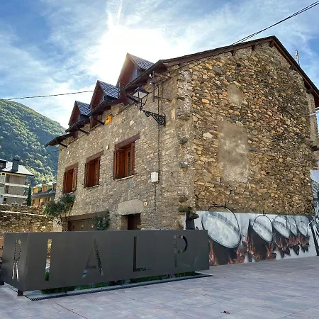 Amb Vistes Al Riu Noguera Pallaresa